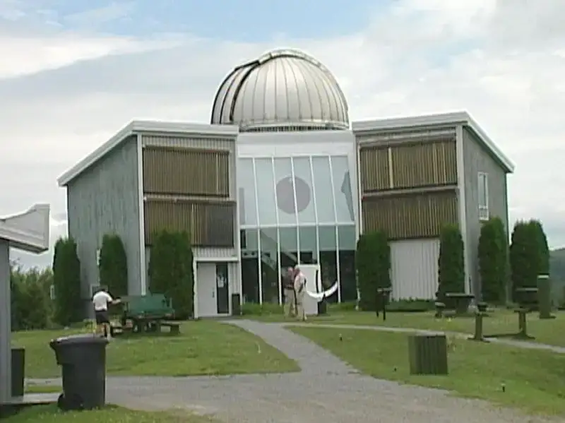 Aster, Station scientifique