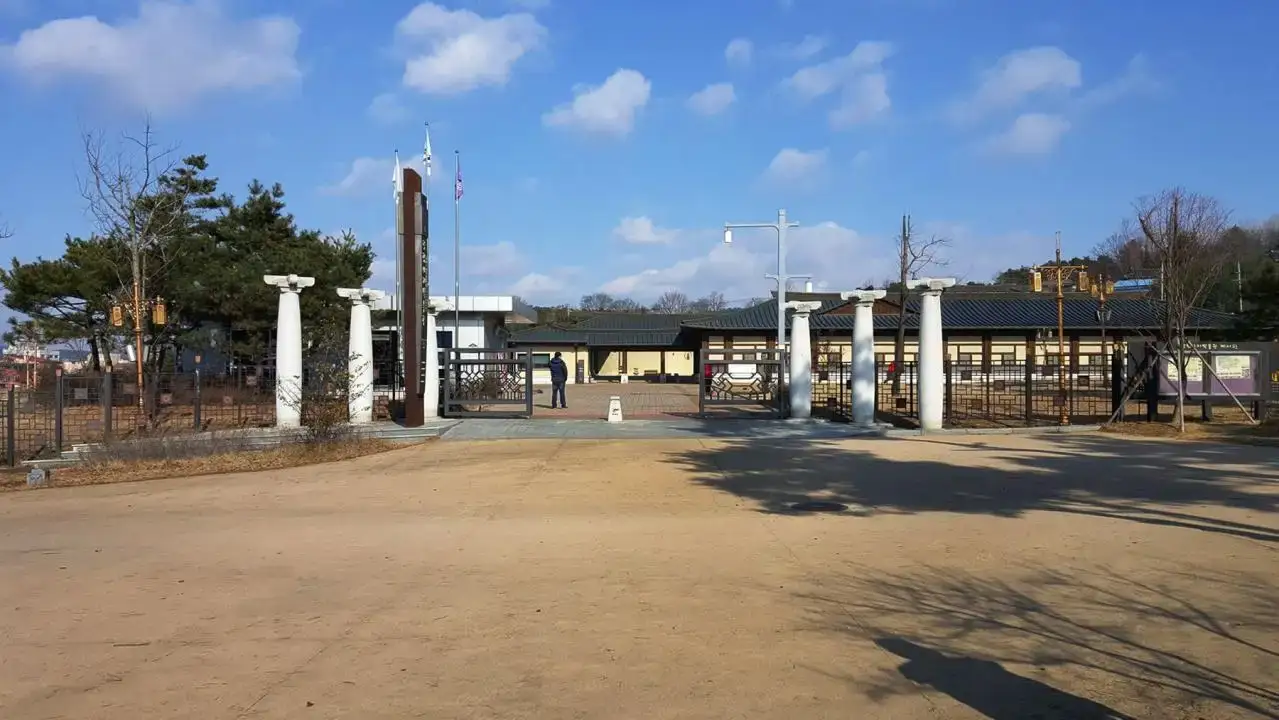 Buyeo Jeongnimsa Temple Site Museum