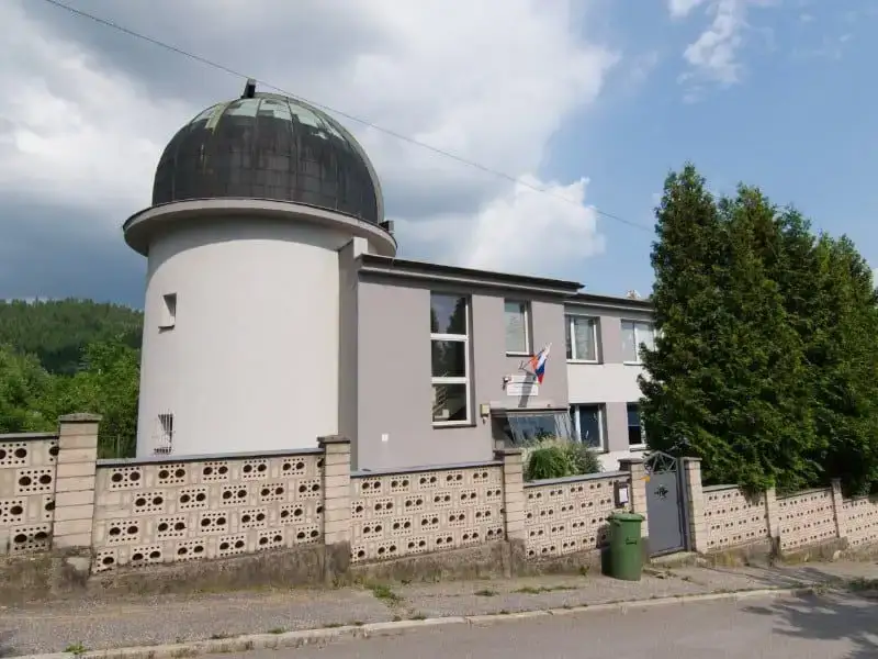 Krajská hvezdáreň v Žiline (Observatorio Regional de Žilina)