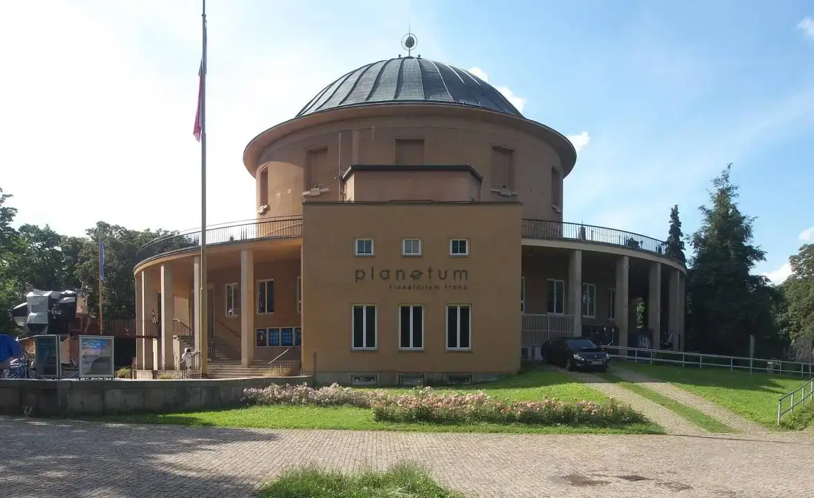 Planetario de Praga