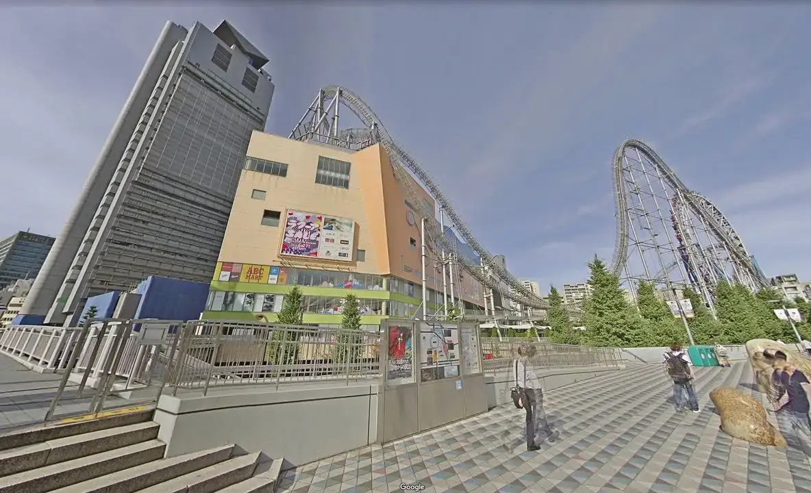 Tokyo Dome City - Spa LaQua Planetarium