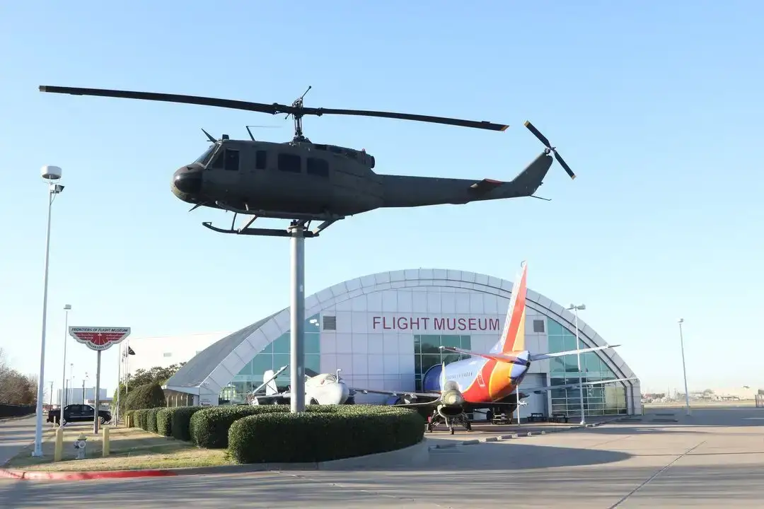 Frontiers of Flight Museum - SPOC Planetarium