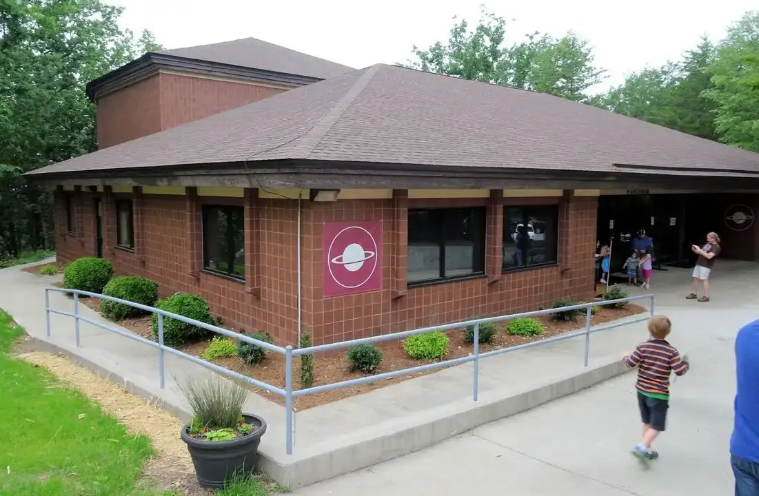 T. C. Hooper Planetarium